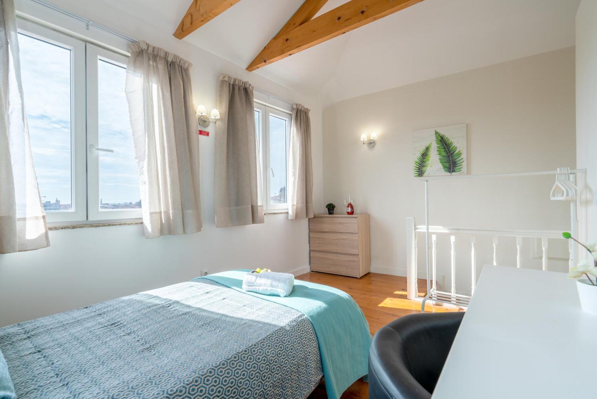 Host Wise - Sweet Bright Flats - City Center Πόρτο Δωμάτιο φωτογραφία